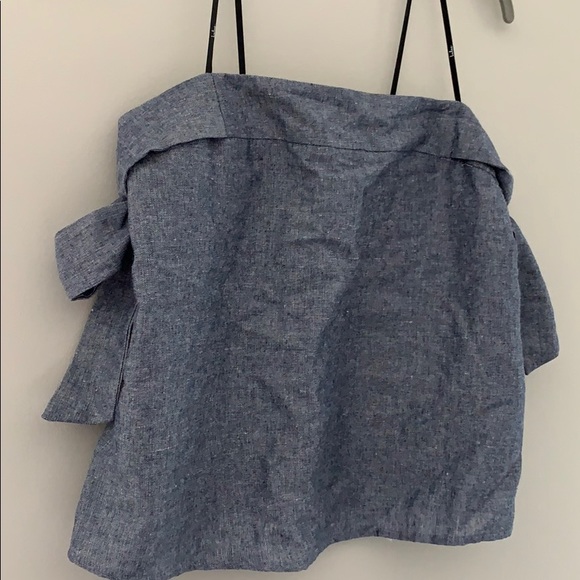 NWT Lulus off the shoulder top - Picture 2 of 3